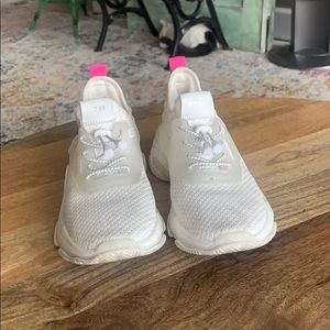 Steve Madden Sneakers